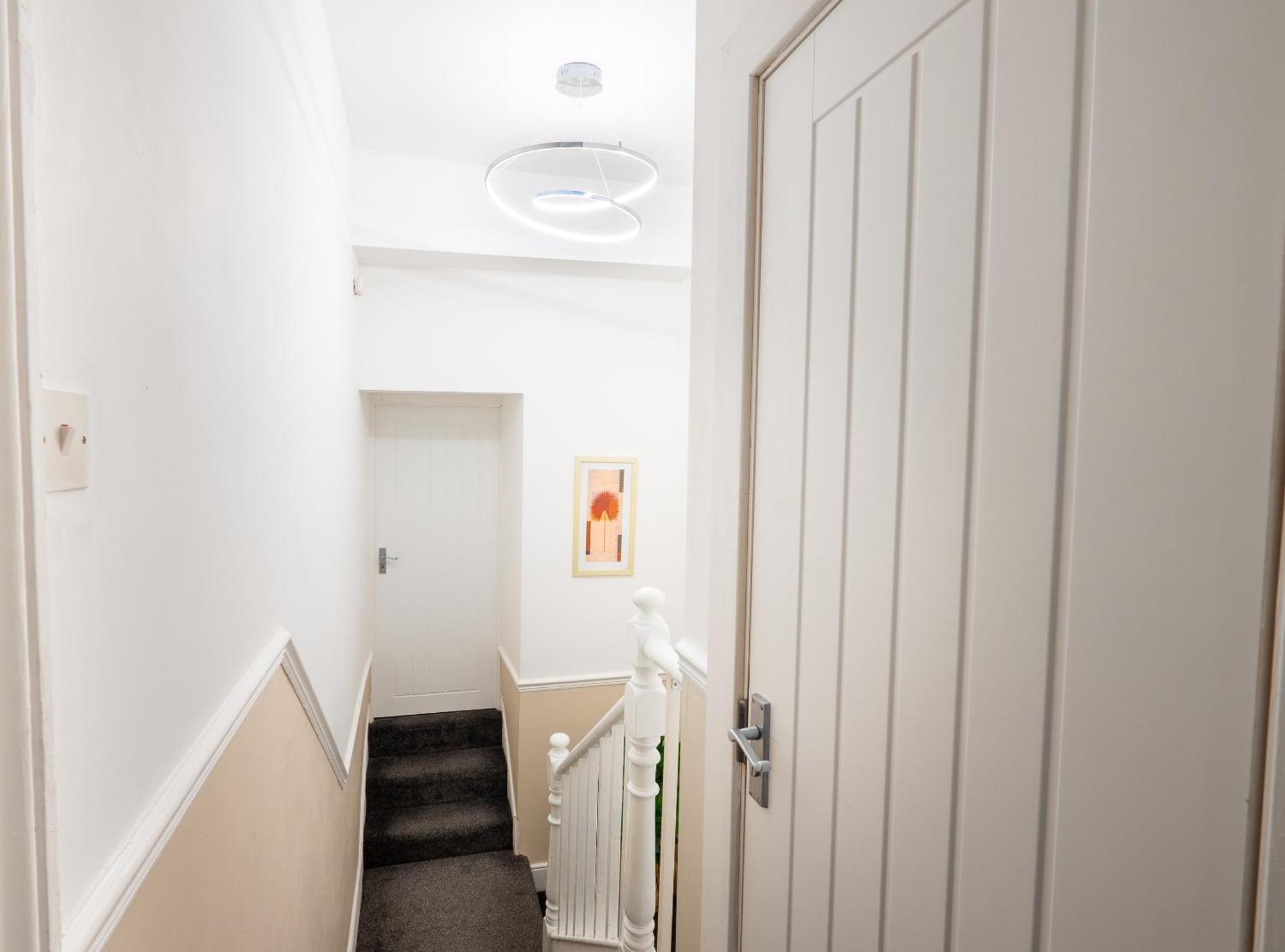 4-Bedroom Home - Ideal For Groups Working Away From Home Swansea Exterior foto